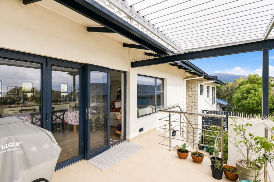 5 Bedroom Property for Sale in Stonehurst Mountain Estate Western Cape